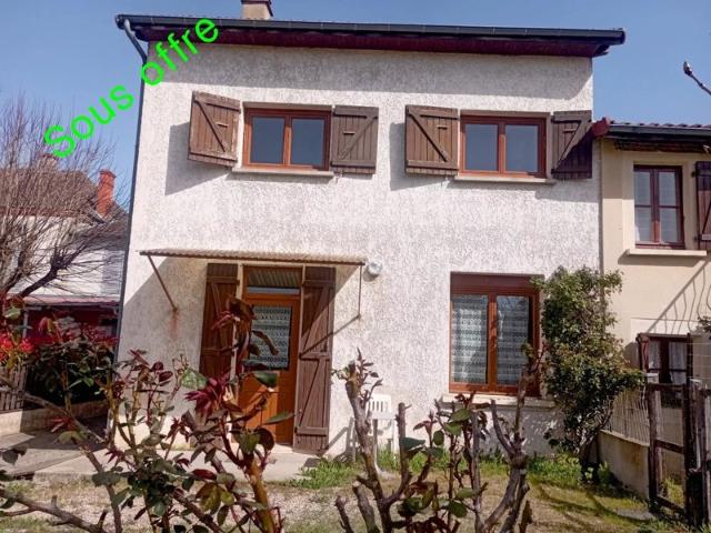 Maison dans un joli village proche des commodités