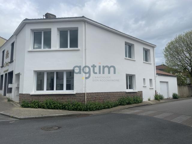 Maison dans le Bourg d'Aizenay