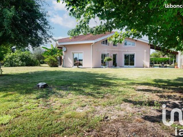 Maison d'architecte 7 pièces 230 m²