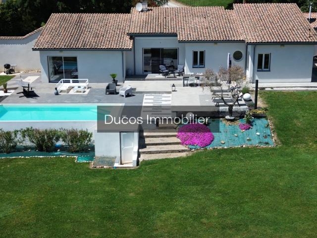 MAISON d'ARCHITECTE à 1 H de Bordeaux