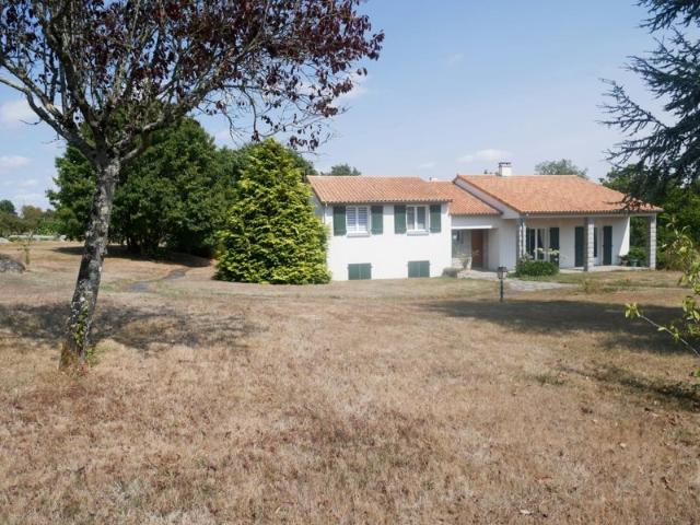 Maison d'architecte à la campagne