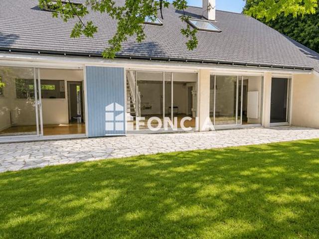 Maison d'architecte à Larçay – À seulement quelques minutes de Tours et d'Amboise