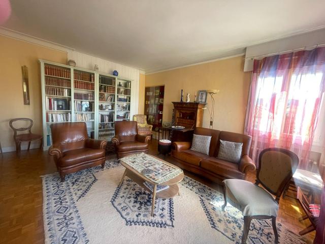 Maison d'architecte années 60 3 chambres 135m² Millau