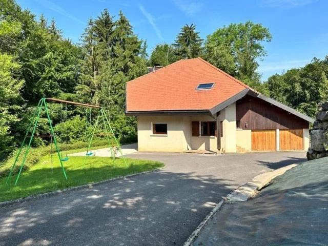 Maison d'architecte au calme avec studio indépendant