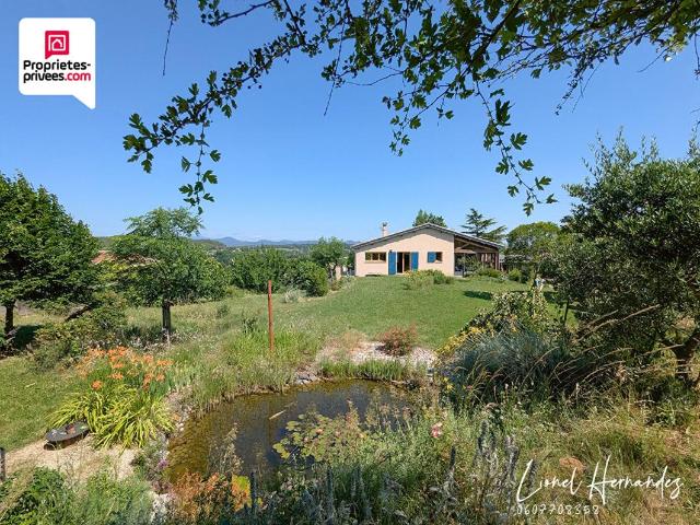 Maison d'architecte avec terrain constructible et paysagé de 3969m²