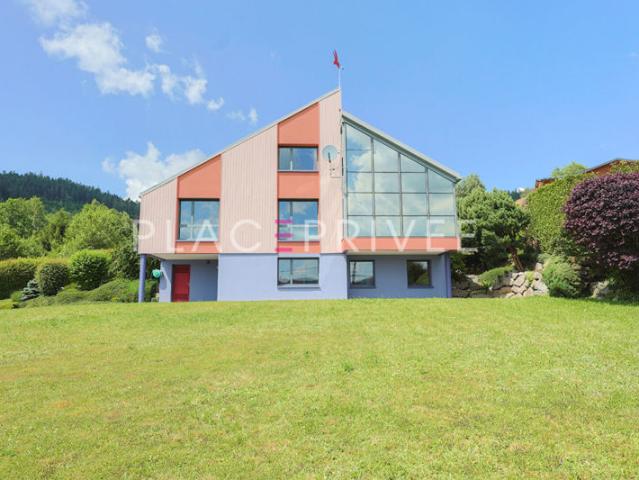 Maison d'architecte avec jardin