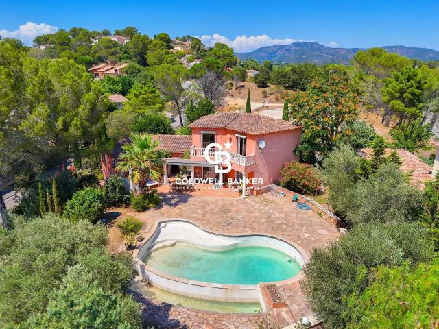 Maison d'architecte avec piscine Valescure 142m² Saint Raphaël