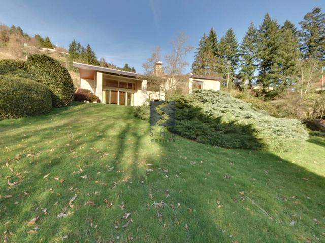 Maison d'architecte d'exception 328 m2 avec piscine et parc