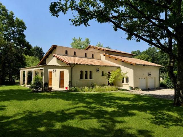 Maison d'architecte de 193 m² 7 206 m² de terrain