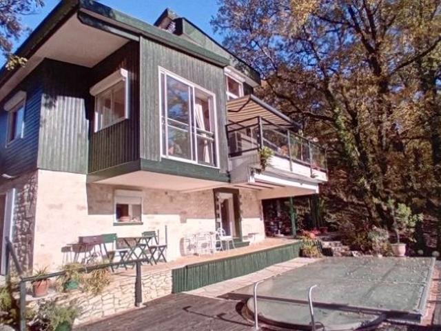 Maison d'architecte en pierre et en bois avec superbe vue 125m² Souillac
