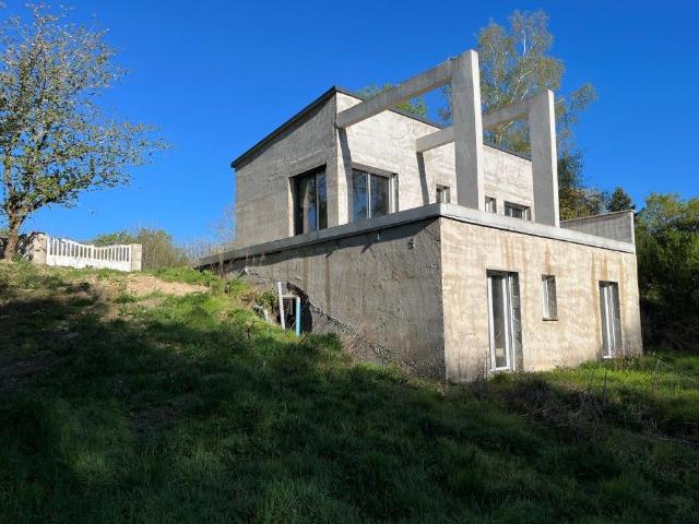 Maison d'Architecte hors d'eau hors d'air à St Gence