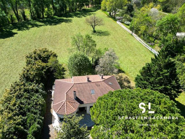 Maison d'architecte Sous sol complet Proche Centre Albi