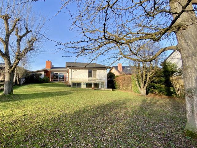Maison d'architecte sur 1150m² de terrain