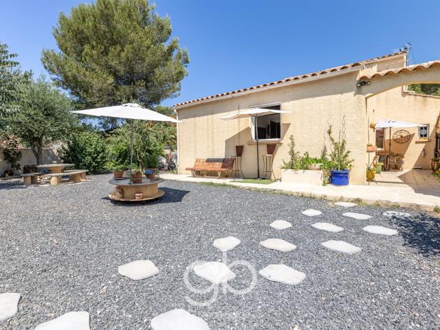 Maison d'architecte T4 environnement arboré 130m² Jacou