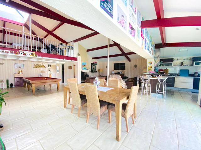 Maison d'architecte T5 avec piscine à vendre à Gujan Mestras