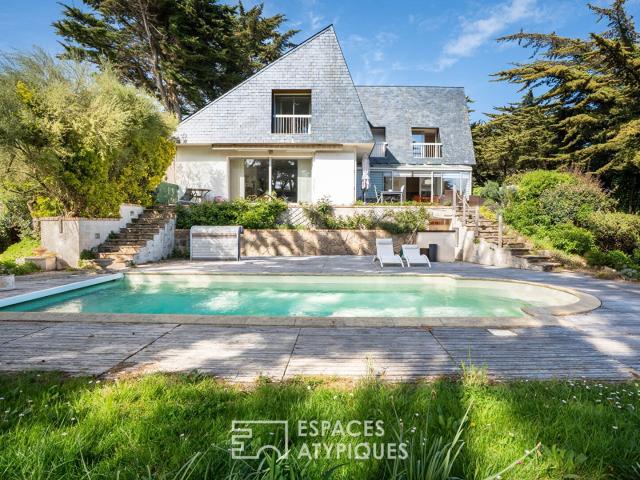Maison d'architecte vue mer avec piscine et jardin de pins à. 329m² Le Pouliguen
