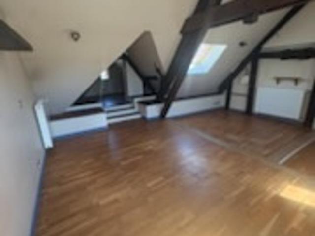 MAISON DEUX CHAMBRES SAINTE MESME