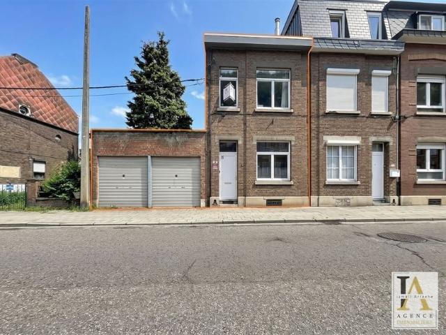 Maison deux facades à louer pour 950 euro avec 2 chambres à coucher