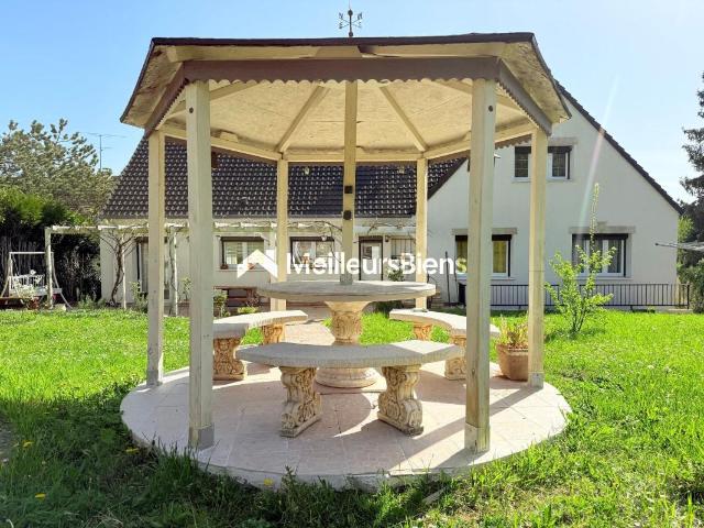 Maison d'exception 252 m2