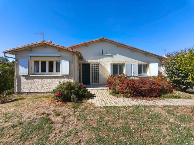 Maison d'exception à vendre à Bressuire 7 pièces, 194 m² s. 194m² Bressuire