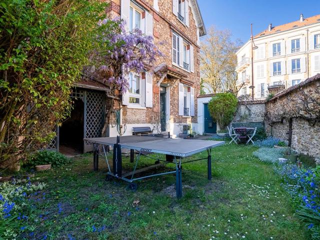Maison d'exception à vendre à Versailles Secteur Montreuil SAI