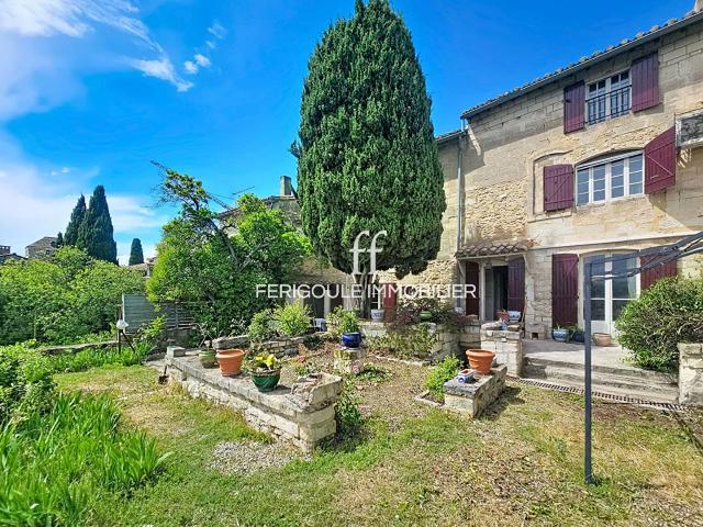 Maison d'exception à Villeneuve lès Avignon, havre de paix e. 192m² Villeneuve lès Avignon