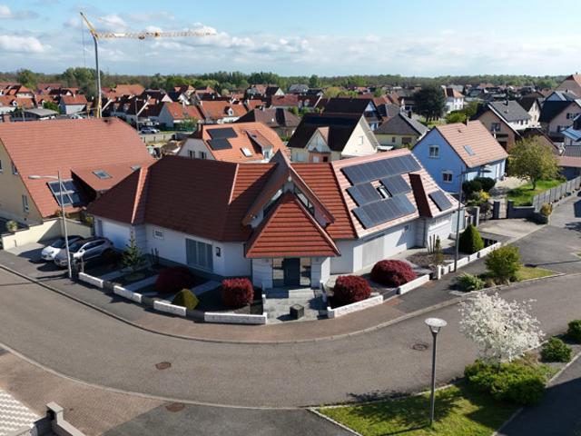 Maison d'exception aux volumes spectaculaires – Seltz