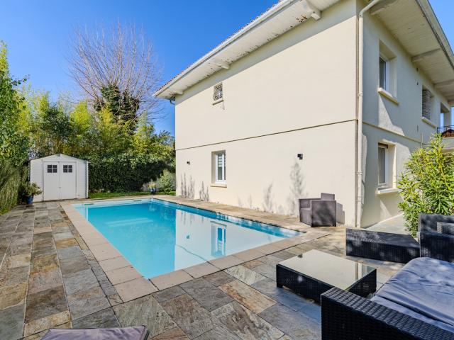 MAISON D'exception BORDEAUX CAUDERAN