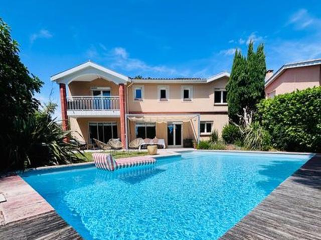 Maison d'exception de 189m² T5 avec piscine Toulouse Pouvourville