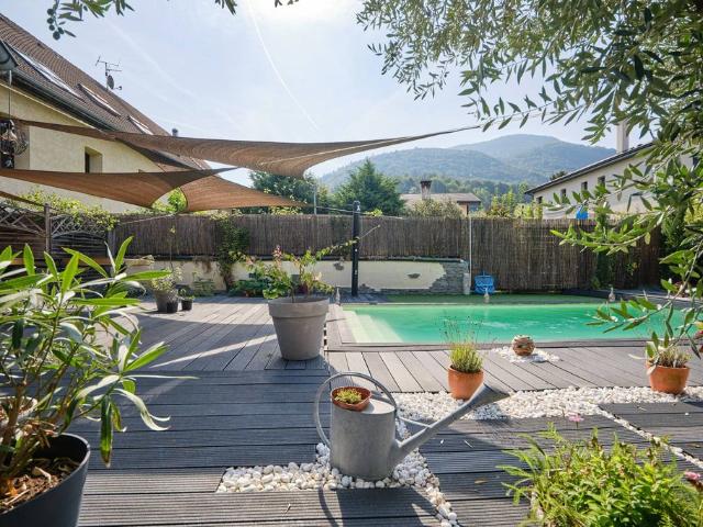 Maison de 3 chambres de luxe en vente à Annecy le Vieux, Auvergne Rhône Alpes