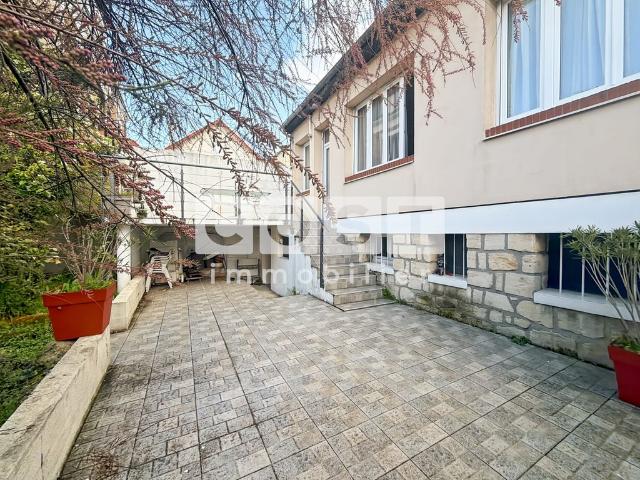 Maison de 3 chambres de luxe en vente à Bois Colombes, France