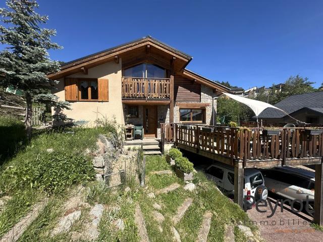 Maison de 3 chambres de luxe en vente à Égat, France