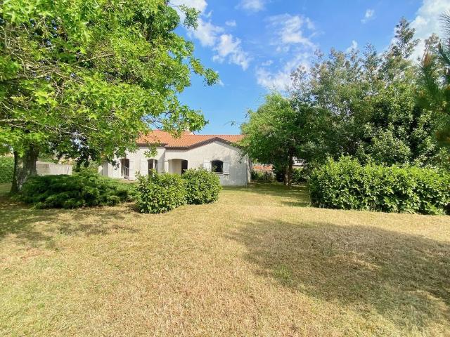 Maison de 3 chambres de luxe en vente à Eysines, Nouvelle Aquitaine