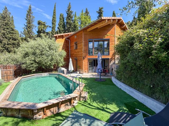 Maison de 3 chambres de luxe en vente à Levens, France