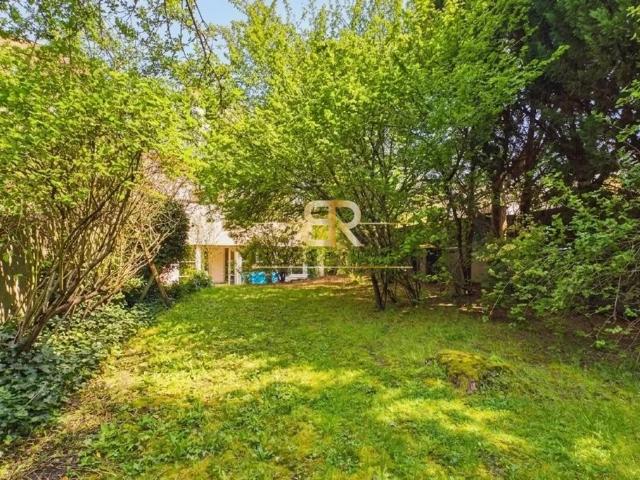 Maison de 3 chambres de luxe en vente à Montreuil, France