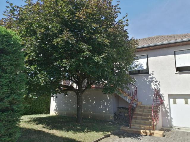 Maison de 3 chambres de luxe en vente à Meyzieu, Auvergne Rhône Alpes