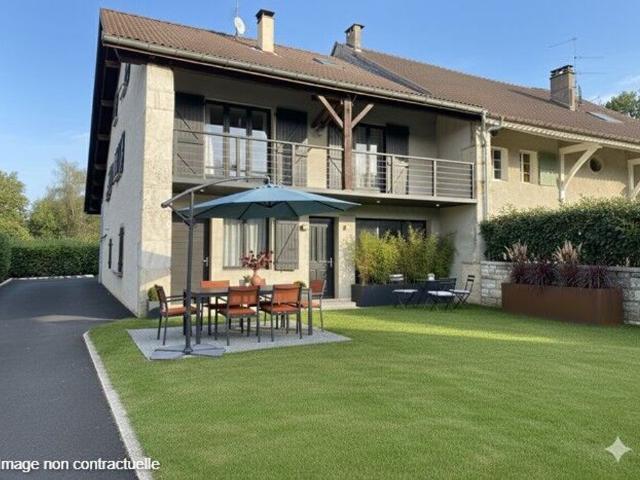 Maison de 3 chambres de luxe en vente à Saint Genis Pouilly, France