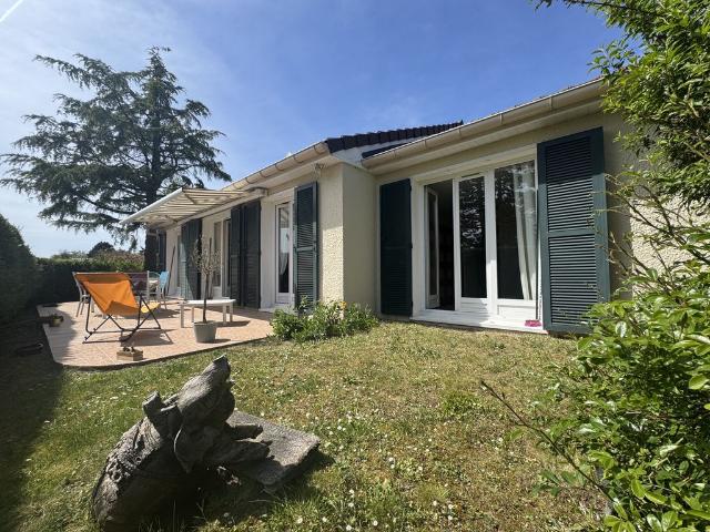 Maison de 3 chambres de luxe en vente à Saint Witz, France