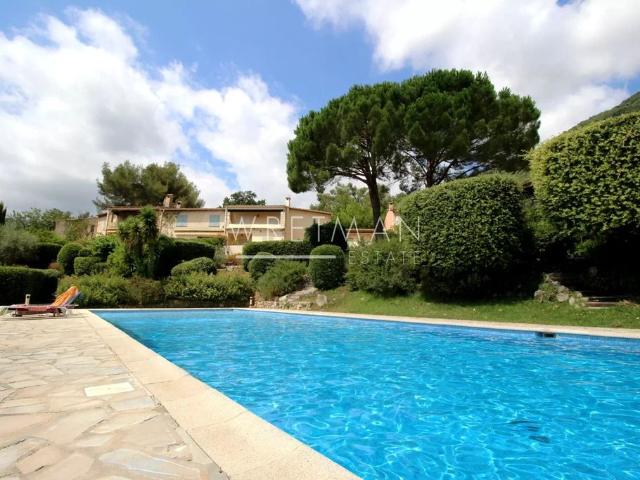 Maison de 3 chambres de luxe en vente à Tourrettes sur Loup, France