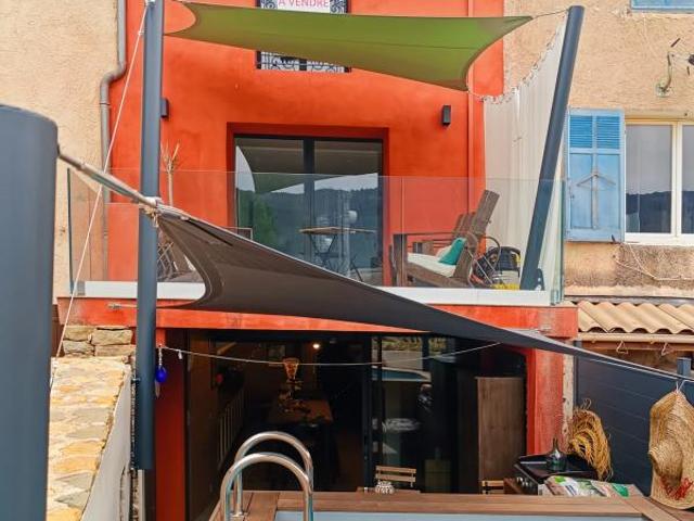 Maison de 3 pièces de 90 m² à Signes