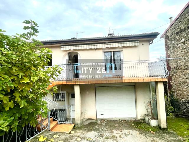 Maison de 104m2 avec 5 pièces à vendre à Saint Étienne 42