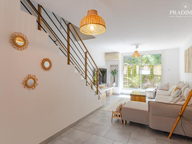 Maison de 105 m2 habitables + terrasse de 14 m2 13011 Marseille