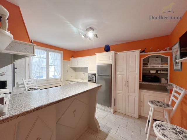 Maison de 105m2, hyper centre de Saint Cyr sur Loire, terra