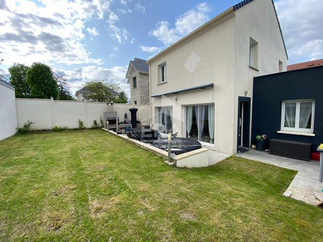 Maison de 100 m2 habitables Sartrouville