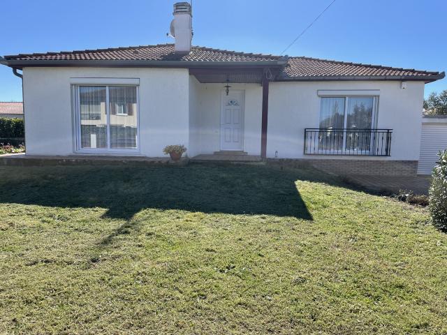 Maison de 100 m2 sur terrain de 1002 m2