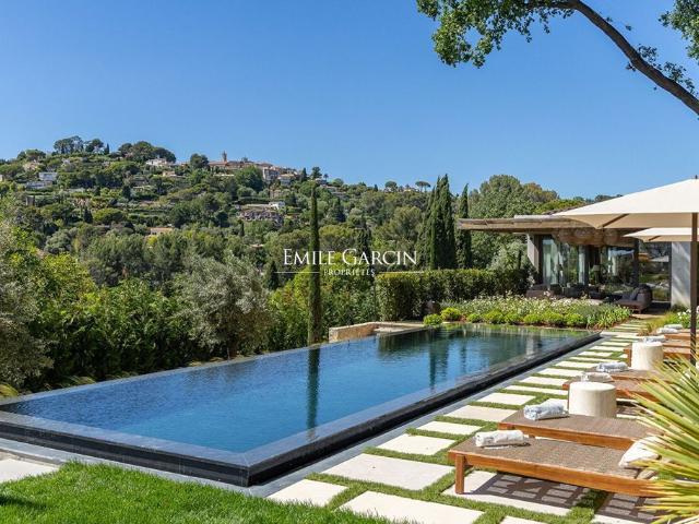 Maison de 10 pièces de luxe en location à Mougins, Provence Alpes Côte d'Azur