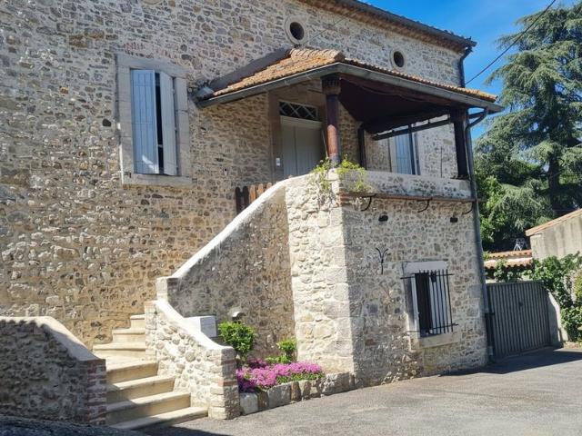 Maison de 10 pièces de luxe en vente à Tornac, Occitanie