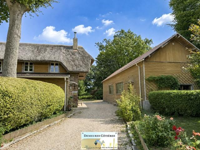Maison de 10 pièces de luxe en vente à Étretat, France
