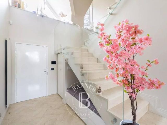 Maison de 10 pièces de luxe en vente à Le Chesnay, Île de France