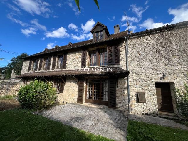 Maison de 10 pièces de luxe en vente à Magny en Vexin, Île de France